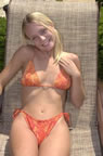 Chica jovencita rubia